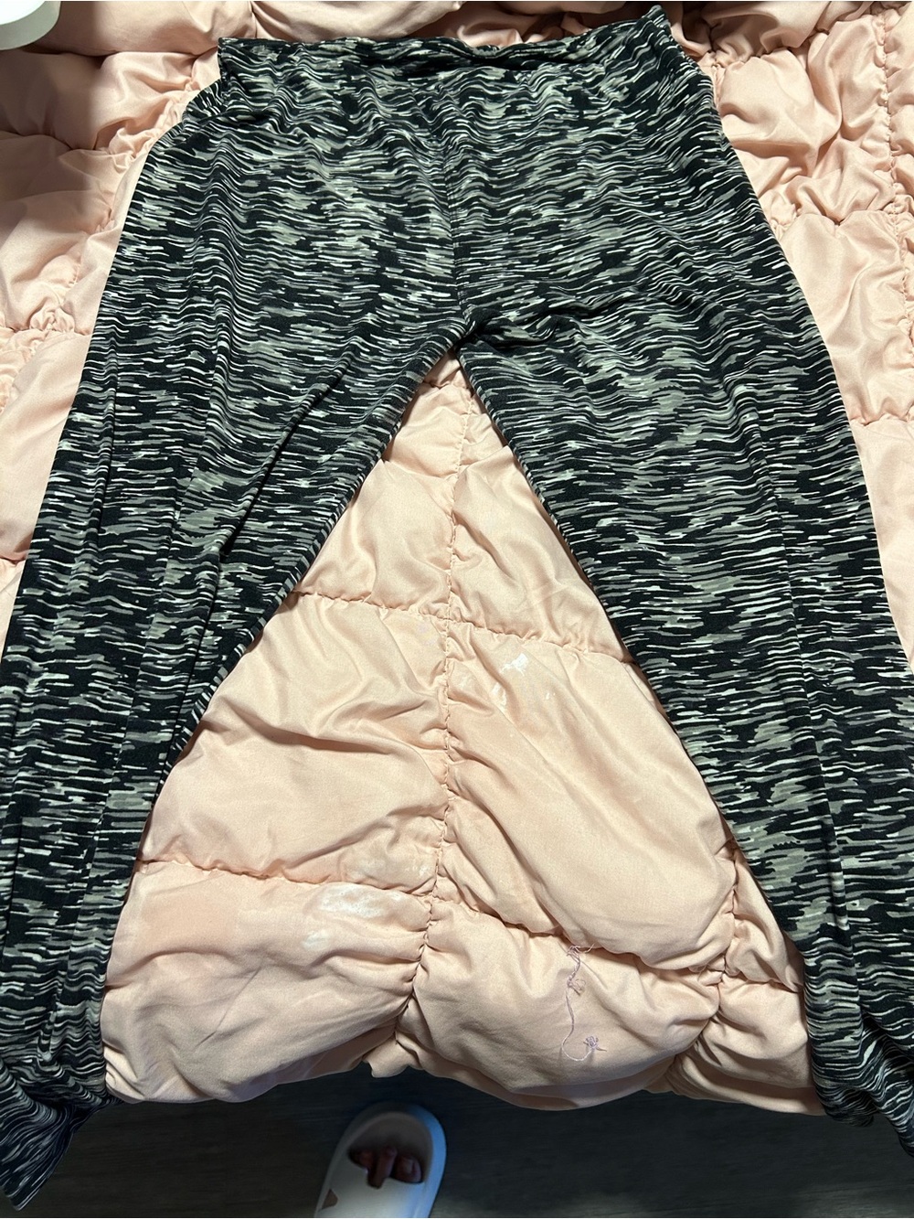 LuLaRoe Black and White Space-Dye Leggings